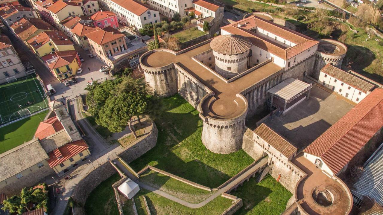 Appartamento Gardenhouse Sarzana Esterno foto